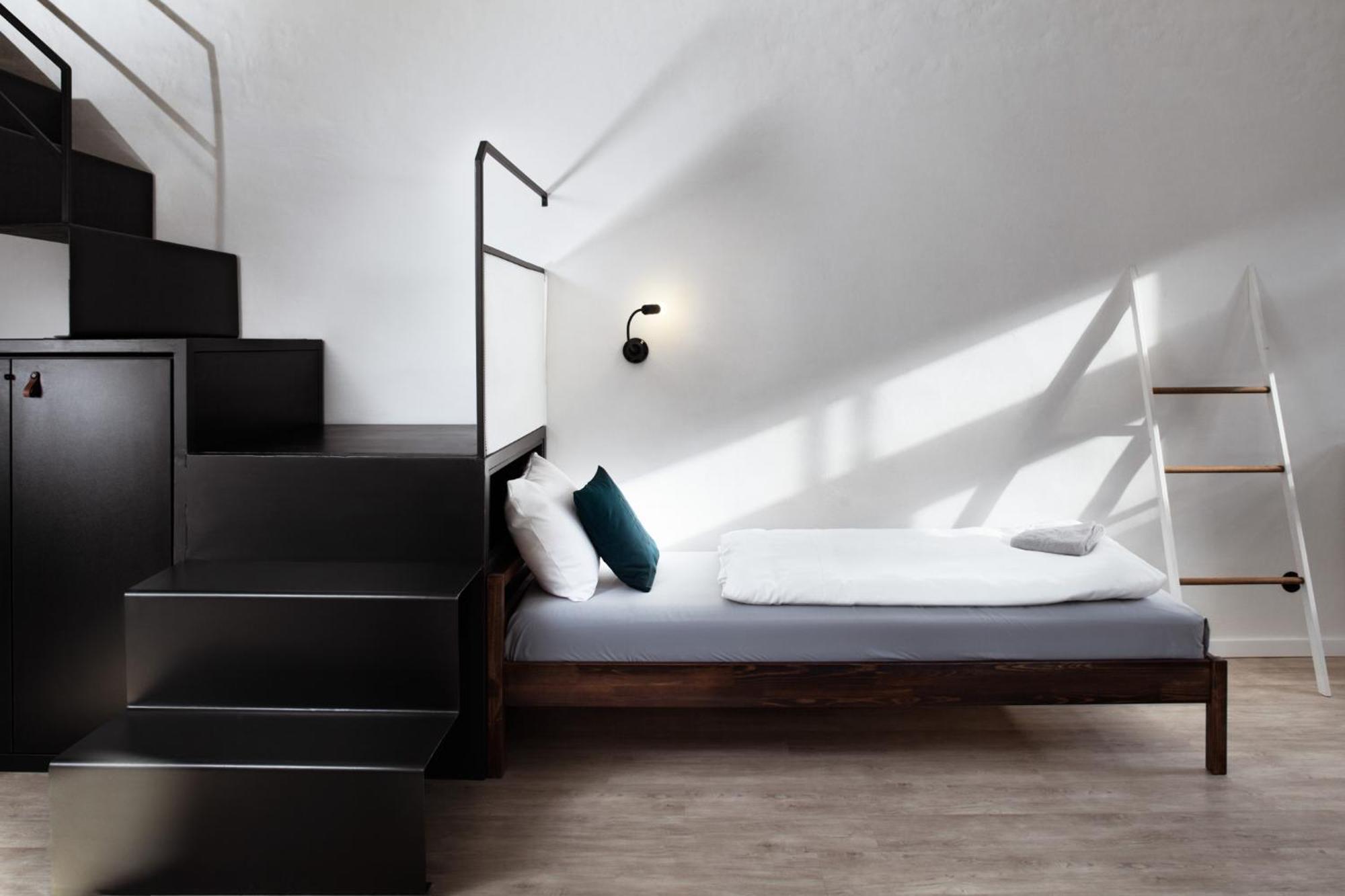 Long Story Short Hostel & Cafe Olomouc Eksteriør bilde