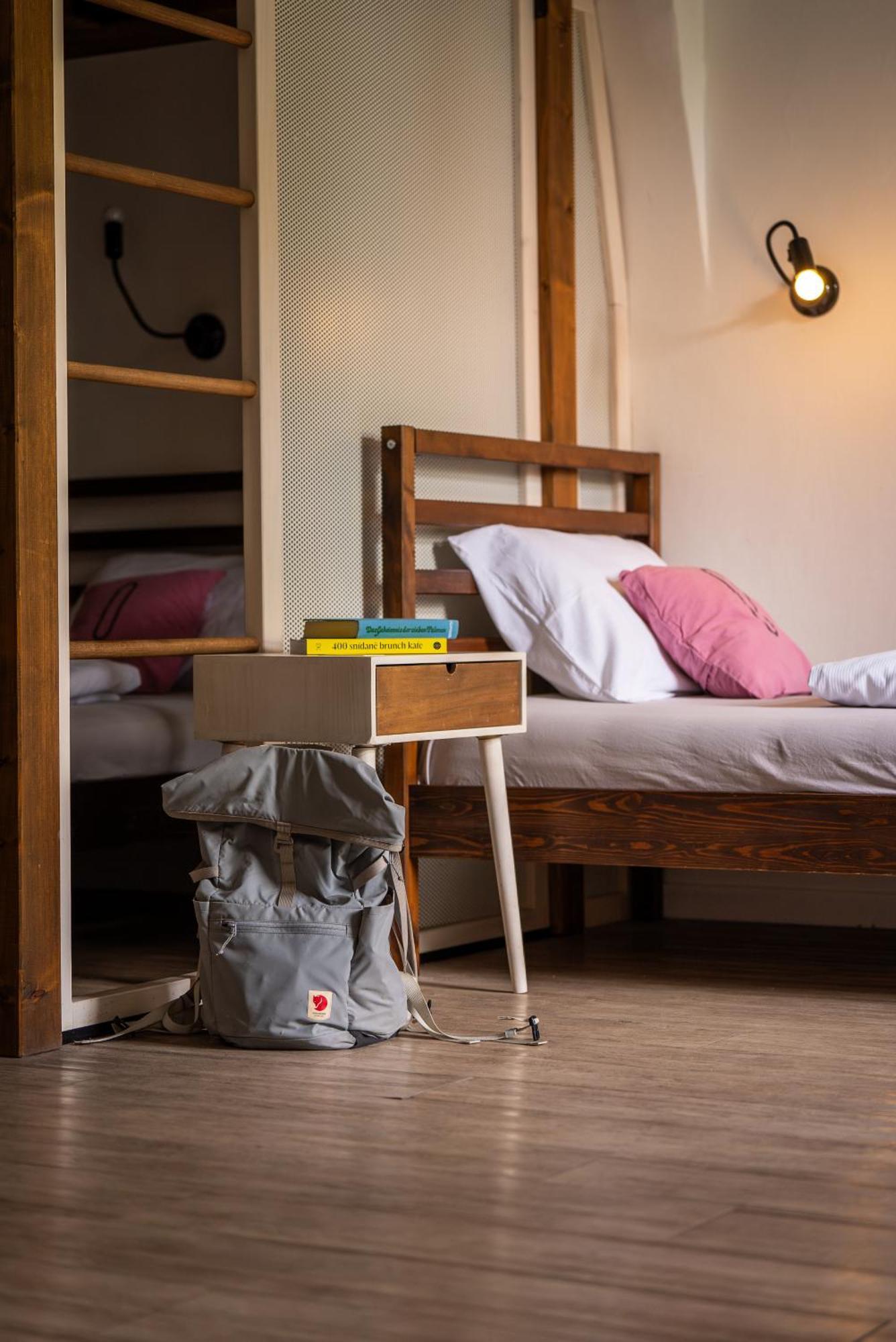 Long Story Short Hostel & Cafe Olomouc Eksteriør bilde