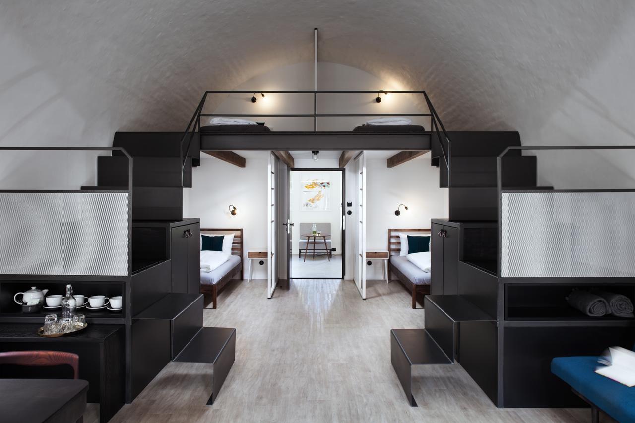 Long Story Short Hostel & Cafe Olomouc Eksteriør bilde