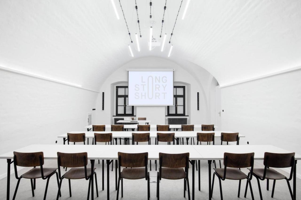 Long Story Short Hostel & Cafe Olomouc Eksteriør bilde