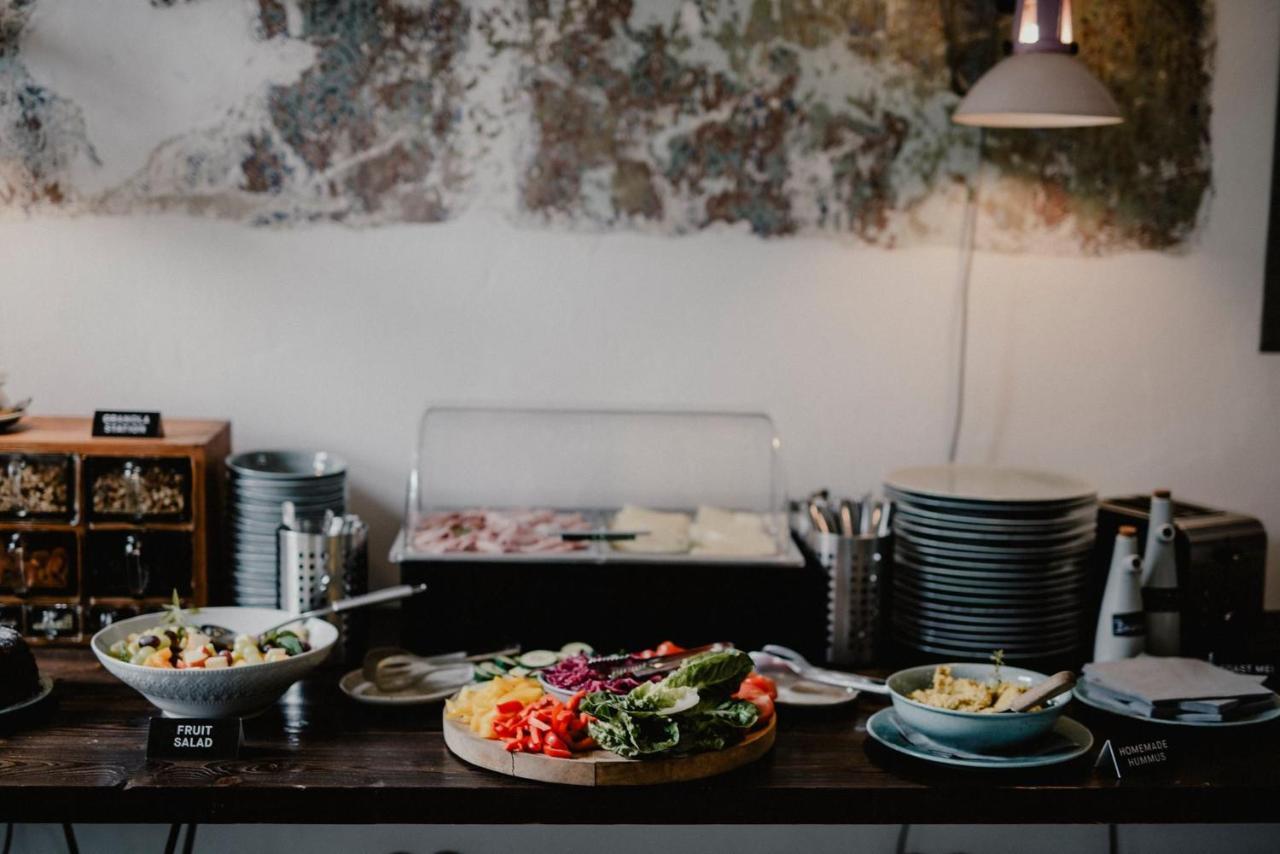 Long Story Short Hostel & Cafe Olomouc Eksteriør bilde
